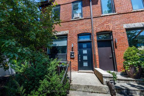 Photo 2 at 10 Follis Avenue, Annex, Toronto