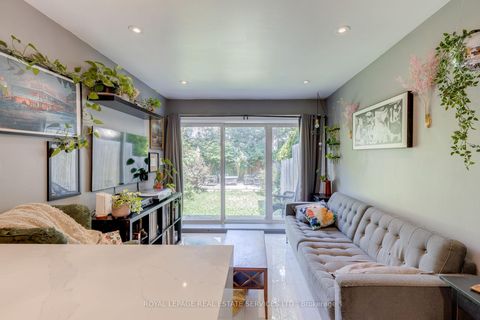 Photo 5 at 10 Follis Avenue, Annex, Toronto