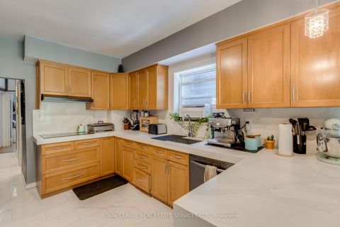 Photo 7 at 10 Follis Avenue, Annex, Toronto