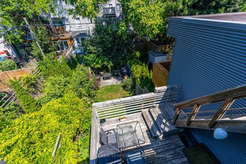 Photo 33 at 10 Follis Avenue, Annex, Toronto