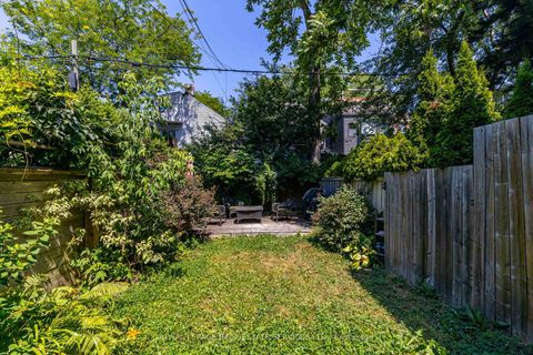 Photo 34 at 10 Follis Avenue, Annex, Toronto