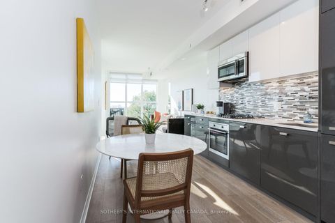 Photo 2 at 707 - 835 St. Clair Avenue W, Wychwood, Toronto
