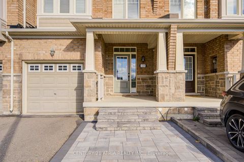 Photo 3 at 119 Windrow Street, Jefferson, Richmond Hill