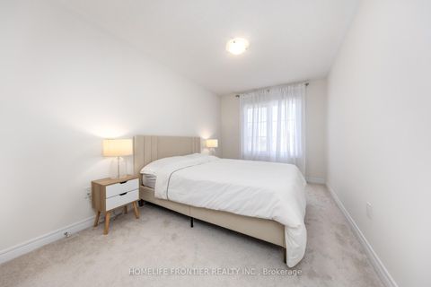 Photo 19 at 29 Bellflower Lane, Oak Ridges Lake Wilcox, Richmond Hill