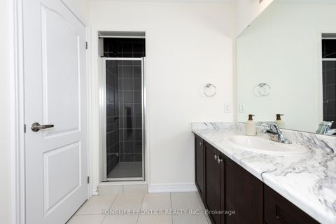 Photo 27 at 29 Bellflower Lane, Oak Ridges Lake Wilcox, Richmond Hill