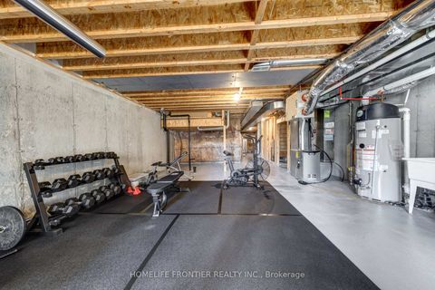 Photo 31 at 29 Bellflower Lane, Oak Ridges Lake Wilcox, Richmond Hill