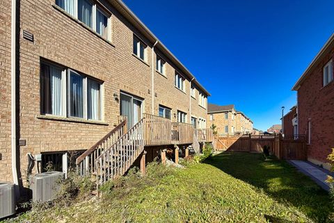 Photo 35 at 29 Bellflower Lane, Oak Ridges Lake Wilcox, Richmond Hill