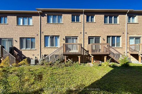 Photo 37 at 29 Bellflower Lane, Oak Ridges Lake Wilcox, Richmond Hill