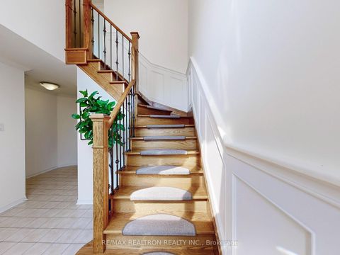 Photo 13 at 9 Cranston Manor Court, Guildwood, Toronto