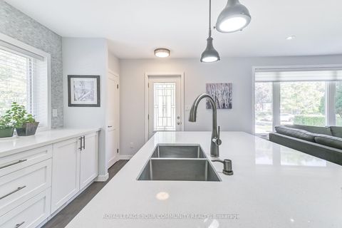 Photo 8 at 93 Gair Drive, Alderwood, Toronto