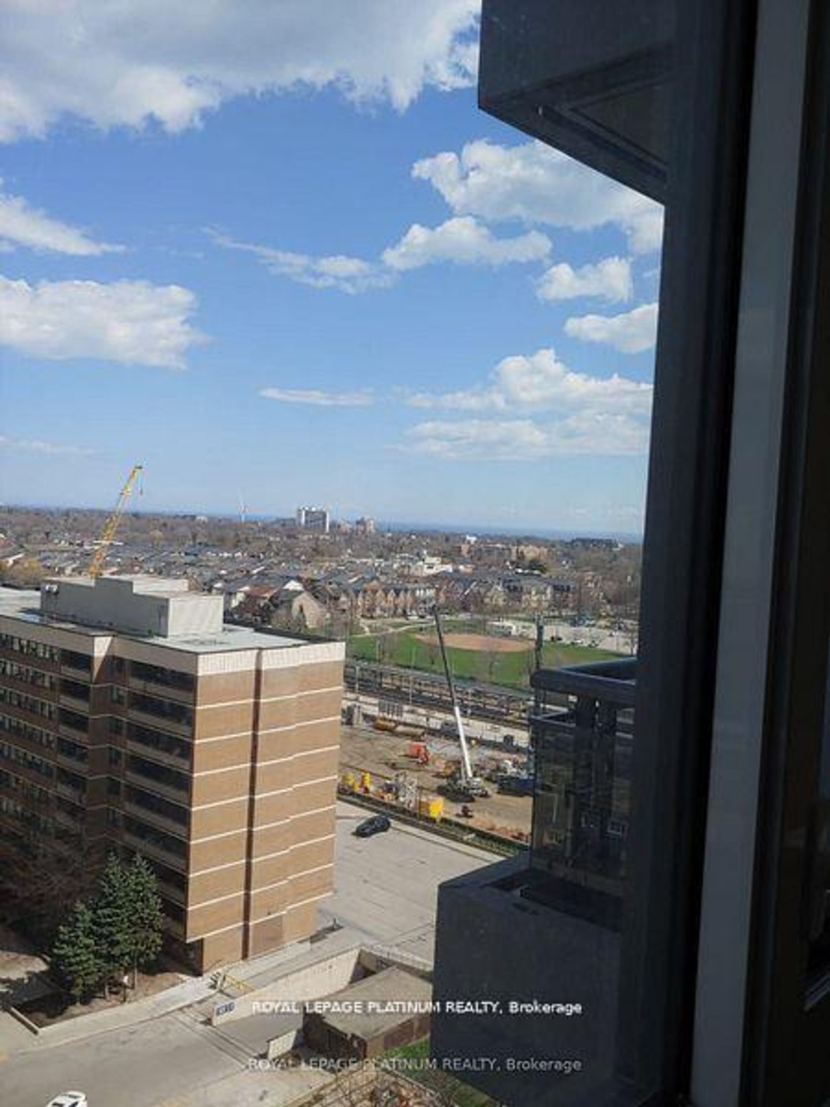 1206 - 286 Main Street, Danforth, Toronto  by Loree Meneguzzi Real Estate 1206 - 286 Main Street, Danforth, Toronto