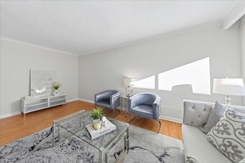 Photo 10 at 65 Glenmanor Drive, CO Central, Oakville