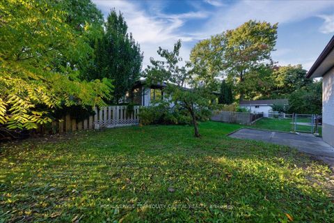 Photo 41 at 65 Glenmanor Drive, CO Central, Oakville