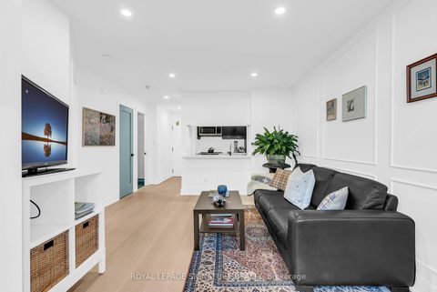 Photo 10 at 155 - 24 Southport Street, Swansea, Toronto