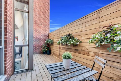 Photo 31 at 155 - 24 Southport Street, Swansea, Toronto