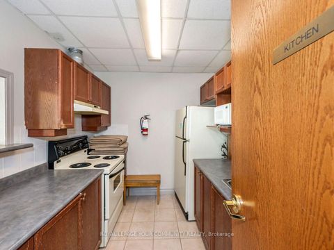 Photo 28 at 202 - 2506 Rutherford Road, Maple, Vaughan