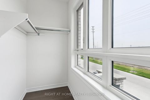 Photo 28 at 10173 Huntington Road, Kleinburg, Vaughan