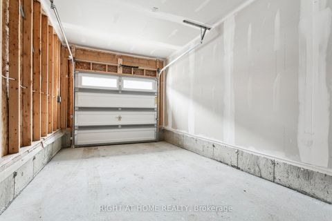 Photo 45 at 10173 Huntington Road, Kleinburg, Vaughan