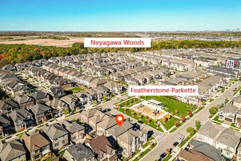 Photo 4 at 3268 Cloise Way, GO Glenorchy, Oakville