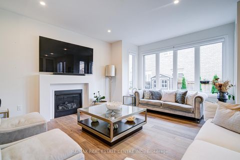 Photo 13 at 3268 Cloise Way, GO Glenorchy, Oakville