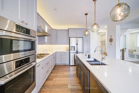 Photo 23 at 3268 Cloise Way, GO Glenorchy, Oakville