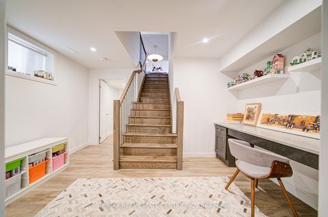 Photo 40 at 3268 Cloise Way, GO Glenorchy, Oakville