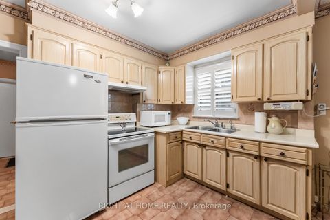 Photo 10 at 254 Richard Clark Drive, CFB, Toronto Photo 10 at 254 Richard Clark Drive, CFB, Toronto