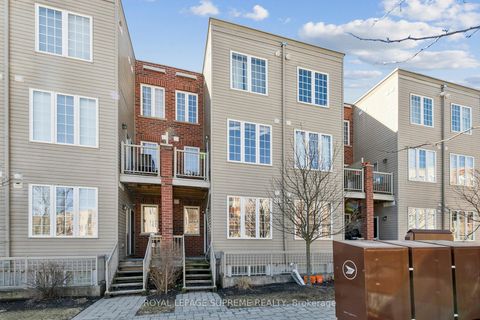 Photo 16 at 79 - 391 Beechgrove Drive, West Hill, Toronto