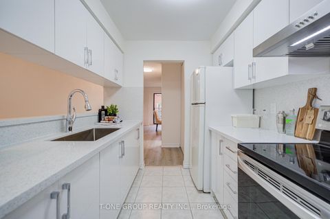 Photo 4 at 140 Spring Forest Square, Malvern West, Toronto
