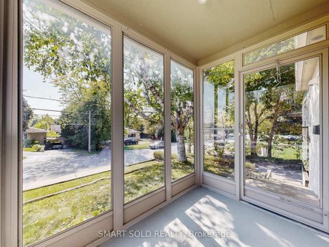 Photo 4 at 1051 Janette Street, Leslie Valley, Newmarket