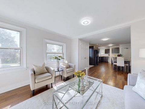 Photo 6 at 1051 Janette Street, Leslie Valley, Newmarket