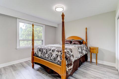 Photo 8 at 46 Bowerbank Drive, Newtonbrook East, Toronto