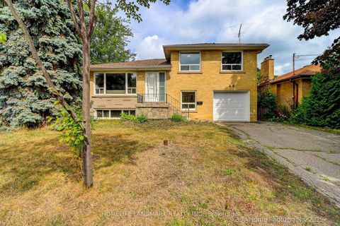 Photo 17 at 46 Bowerbank Drive, Newtonbrook East, Toronto