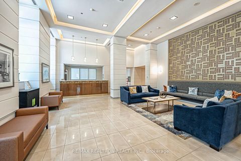 Photo 2 at 318 - 230 King Street E, Moss Park, Toronto