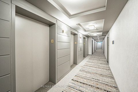 Photo 4 at 318 - 230 King Street E, Moss Park, Toronto