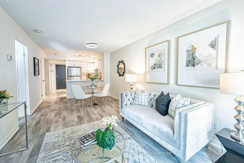 Photo 12 at 318 - 230 King Street E, Moss Park, Toronto