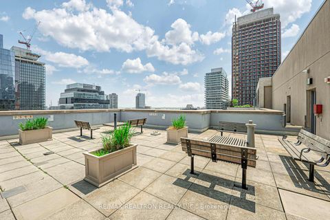 Photo 33 at 318 - 230 King Street E, Moss Park, Toronto