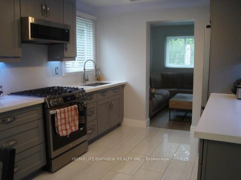 Photo 6 at 999 Anna Maria Avenue, Alcona, Innisfil