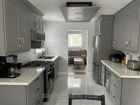 Photo 8 at 999 Anna Maria Avenue, Alcona, Innisfil