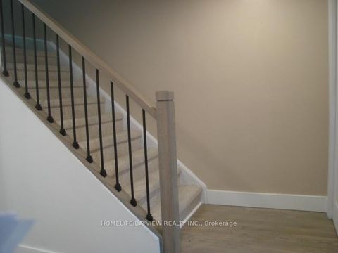 Photo 11 at 999 Anna Maria Avenue, Alcona, Innisfil