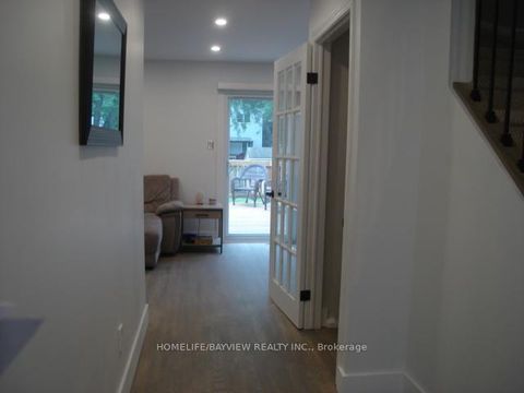 Photo 12 at 999 Anna Maria Avenue, Alcona, Innisfil