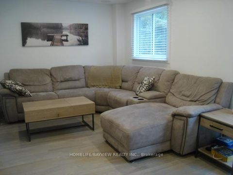 Photo 13 at 999 Anna Maria Avenue, Alcona, Innisfil