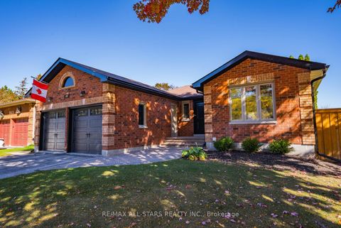 Photo 1 at 1967 Annecca Street, Alcona, Innisfil