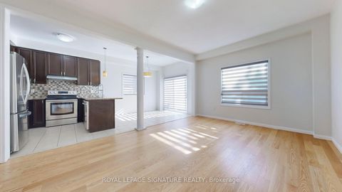 Photo 5 at 138 Sun King Crescent, Shore, Barrie