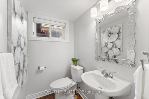 Photo 24 at 38 Lamont Avenue, Pelmo Park W4, Toronto