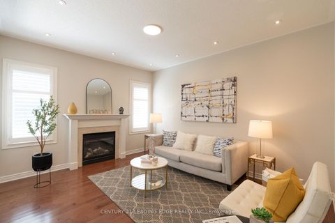 Photo 4 at 1163 Stuffles Crescent, Wyndham, Newmarket