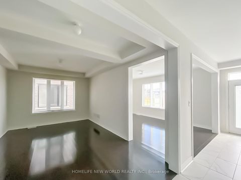 Photo 2 at 77 Brookfam Street, Rural Richmond Hill, Richmond Hill