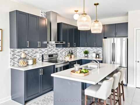 Photo 15 at 77 Brookfam Street, Rural Richmond Hill, Richmond Hill