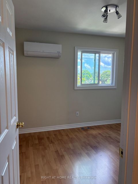 Photo 13 at 3 - 2 White Abbey Park, Maryvale, Toronto