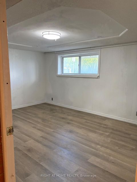 Photo 15 at 3 - 2 White Abbey Park, Maryvale, Toronto